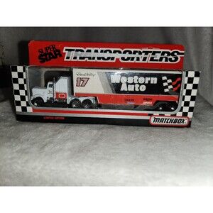 DARRELL WALTRIP # 17 WESTERN AUTO MATCHBOX 1991 SUPERSTAR TRANSPORTER